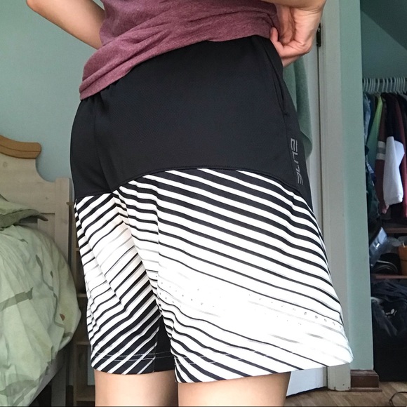 SOLD - Picture 3 of 5